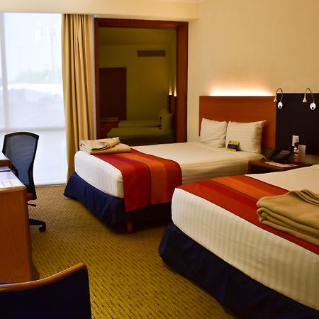 Hotel Guadalajara Plaza Expo Экстерьер фото