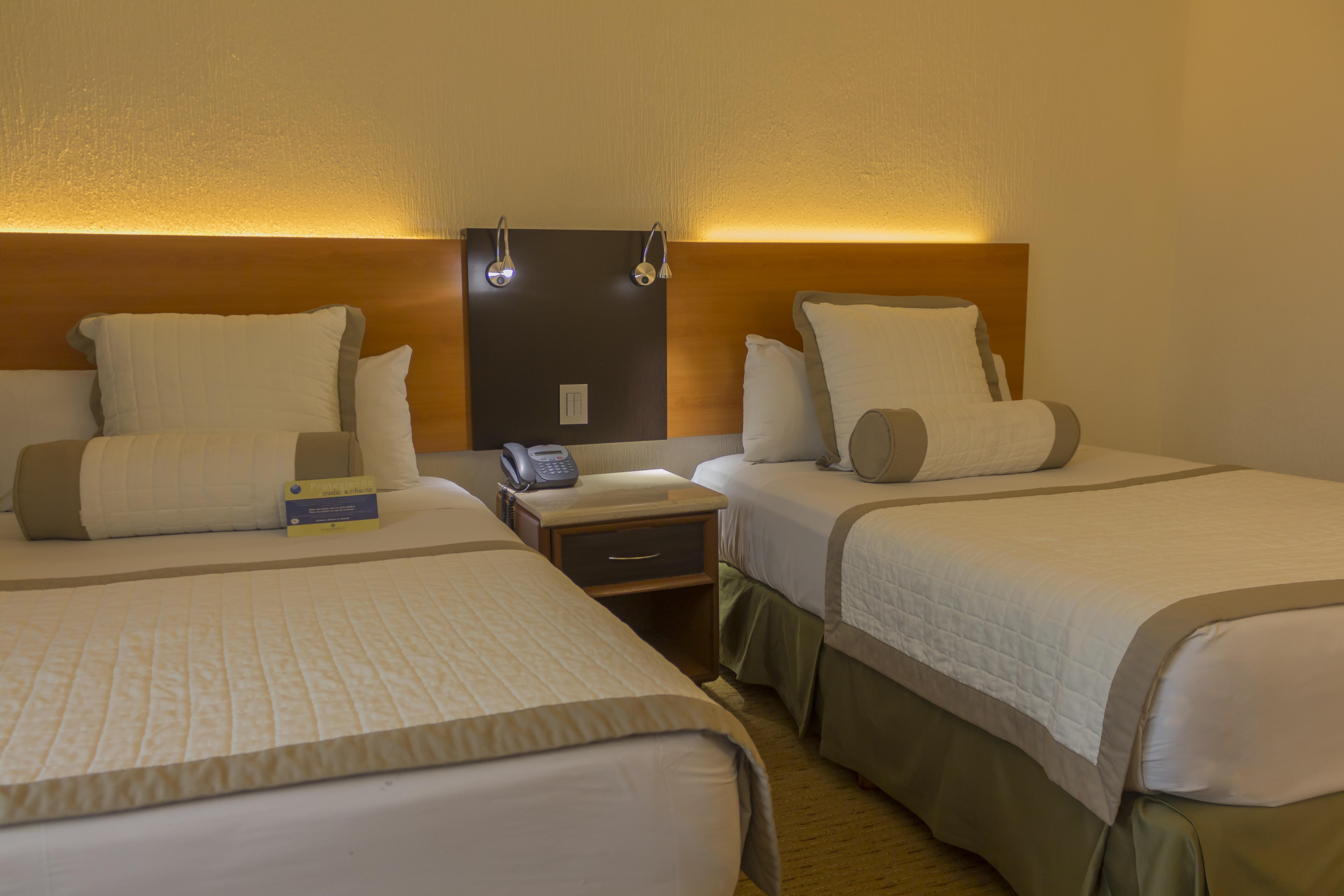 Hotel Guadalajara Plaza Expo Экстерьер фото