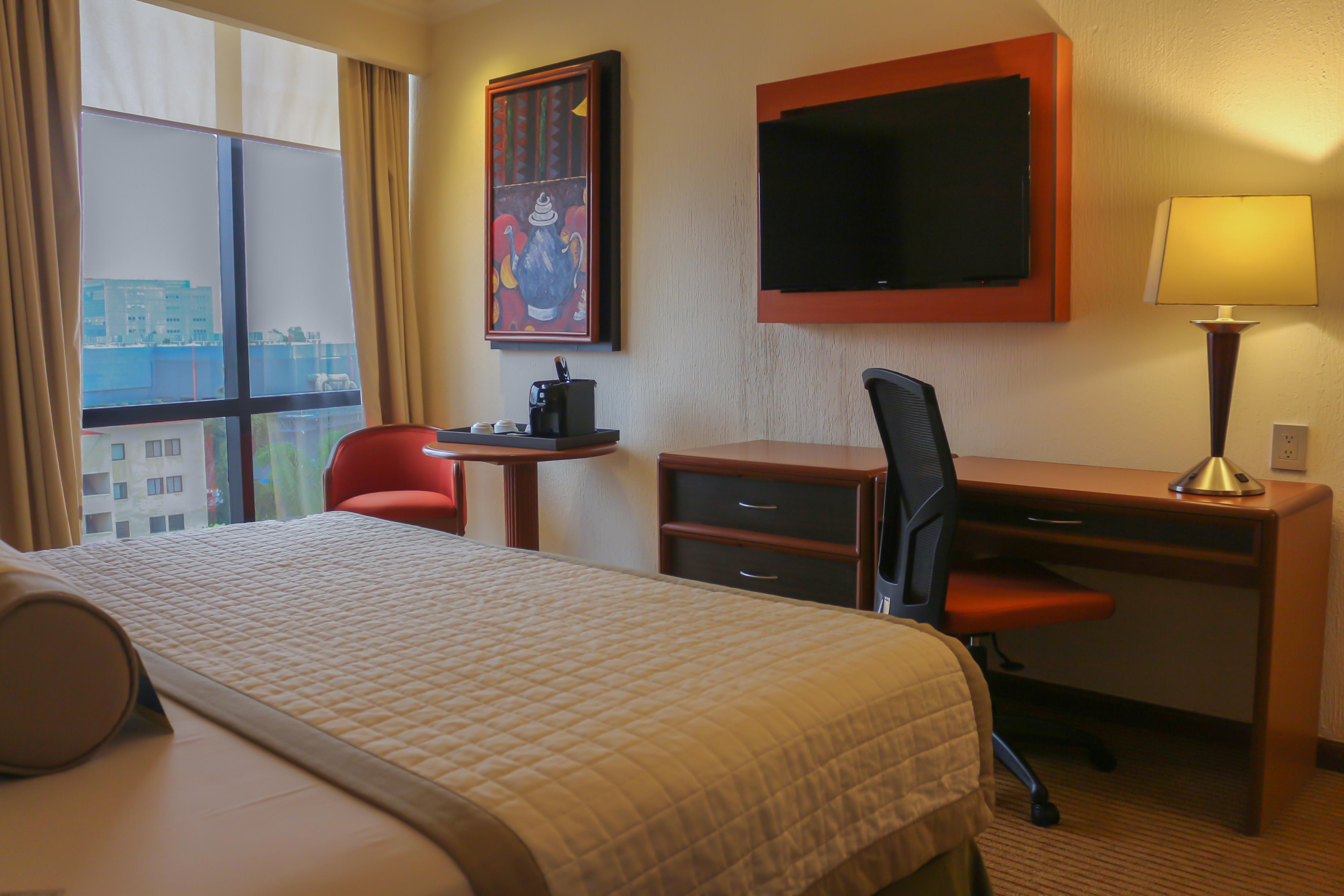 Hotel Guadalajara Plaza Expo Экстерьер фото