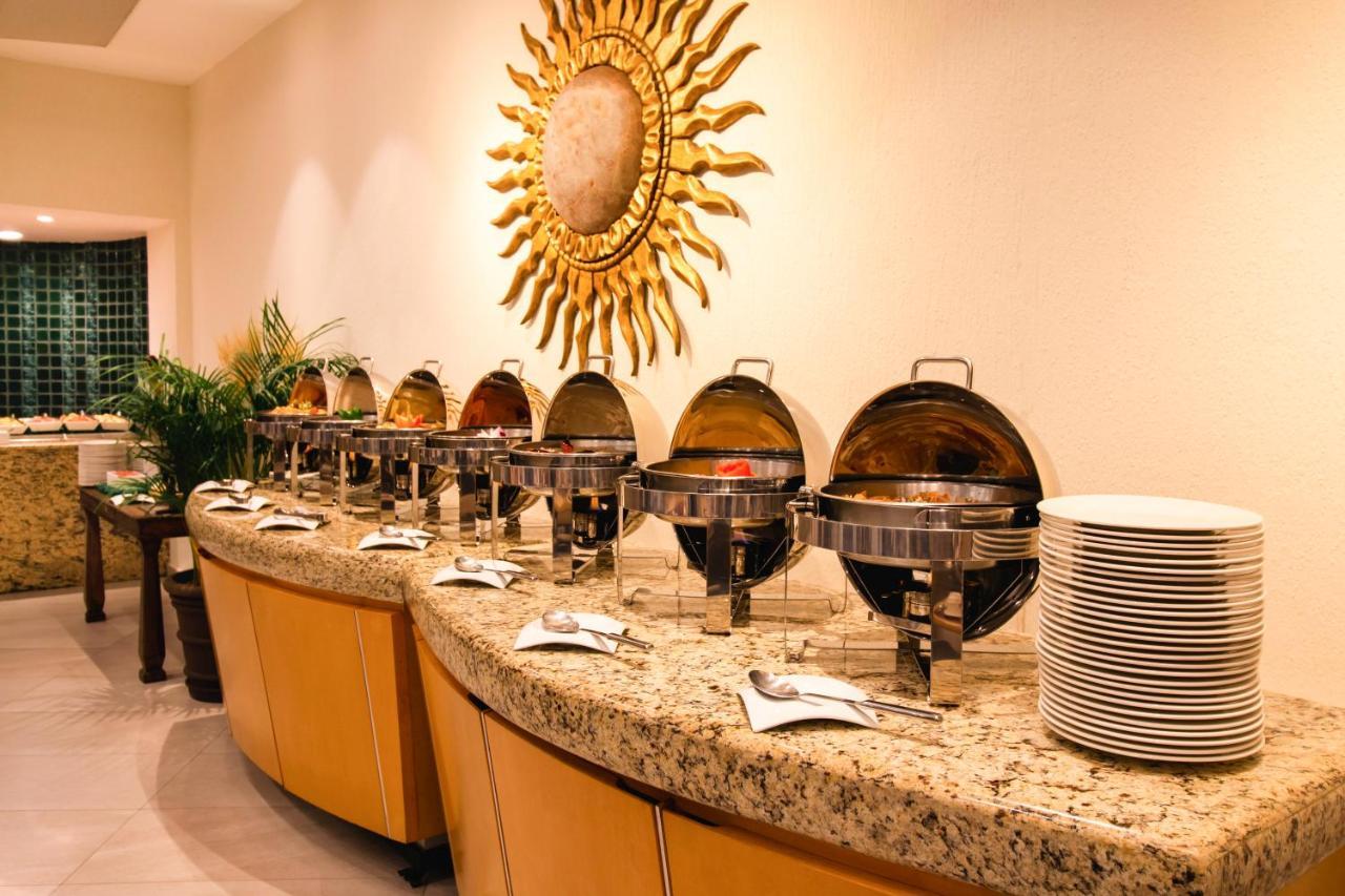 Hotel Guadalajara Plaza Expo Экстерьер фото
